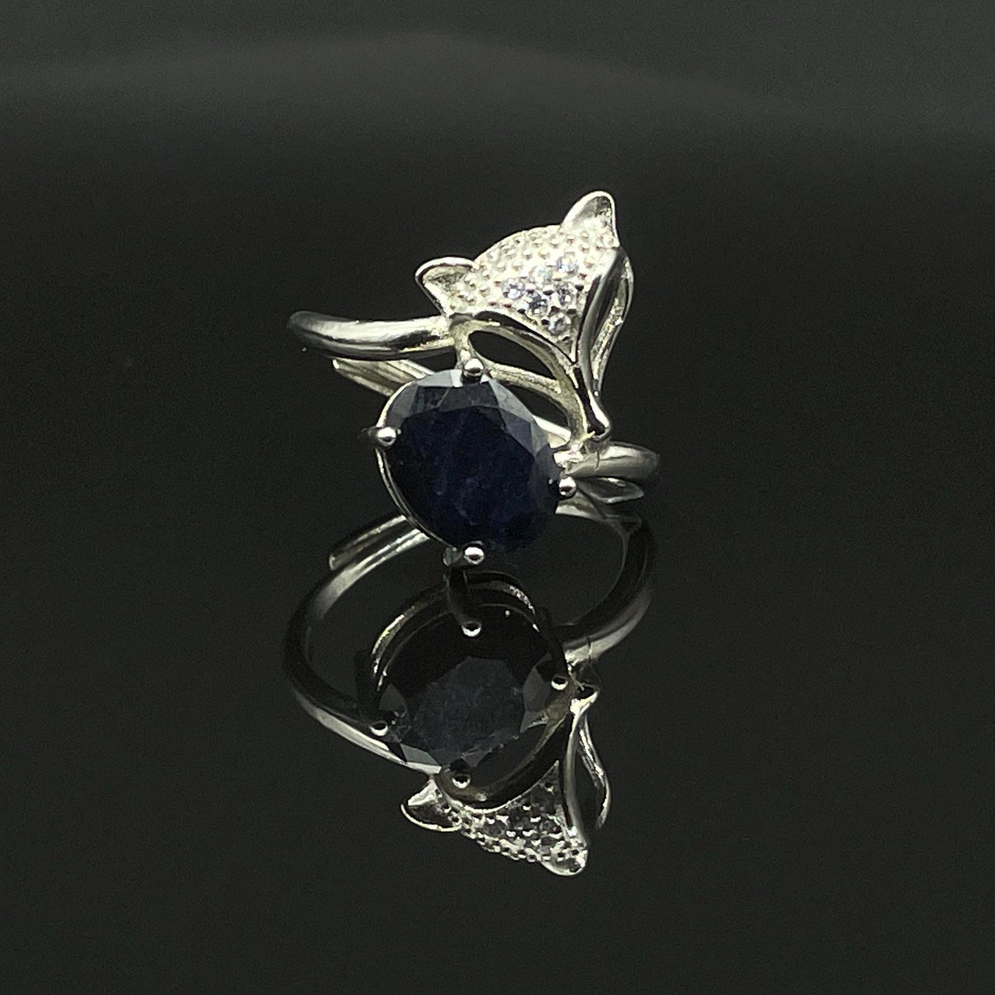 Ring | Black Sapphire