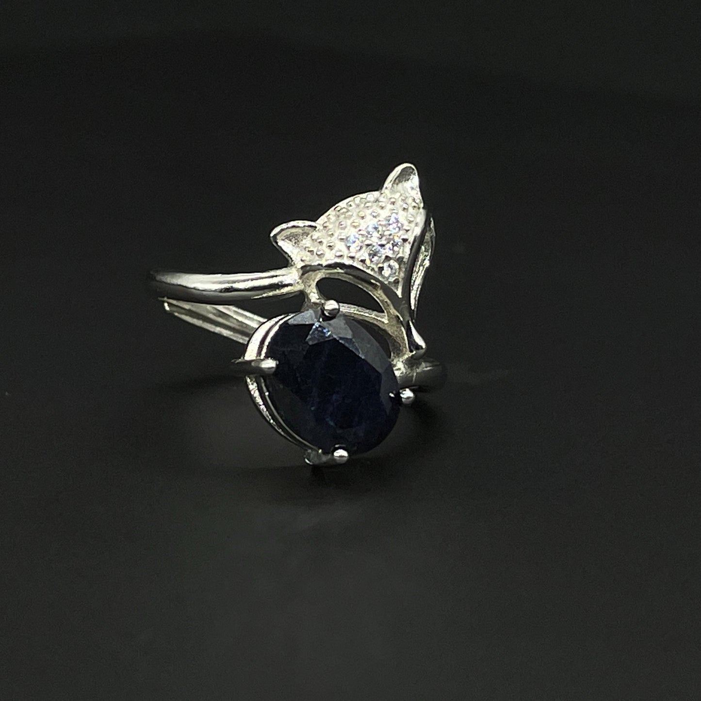 Ring | Black Sapphire