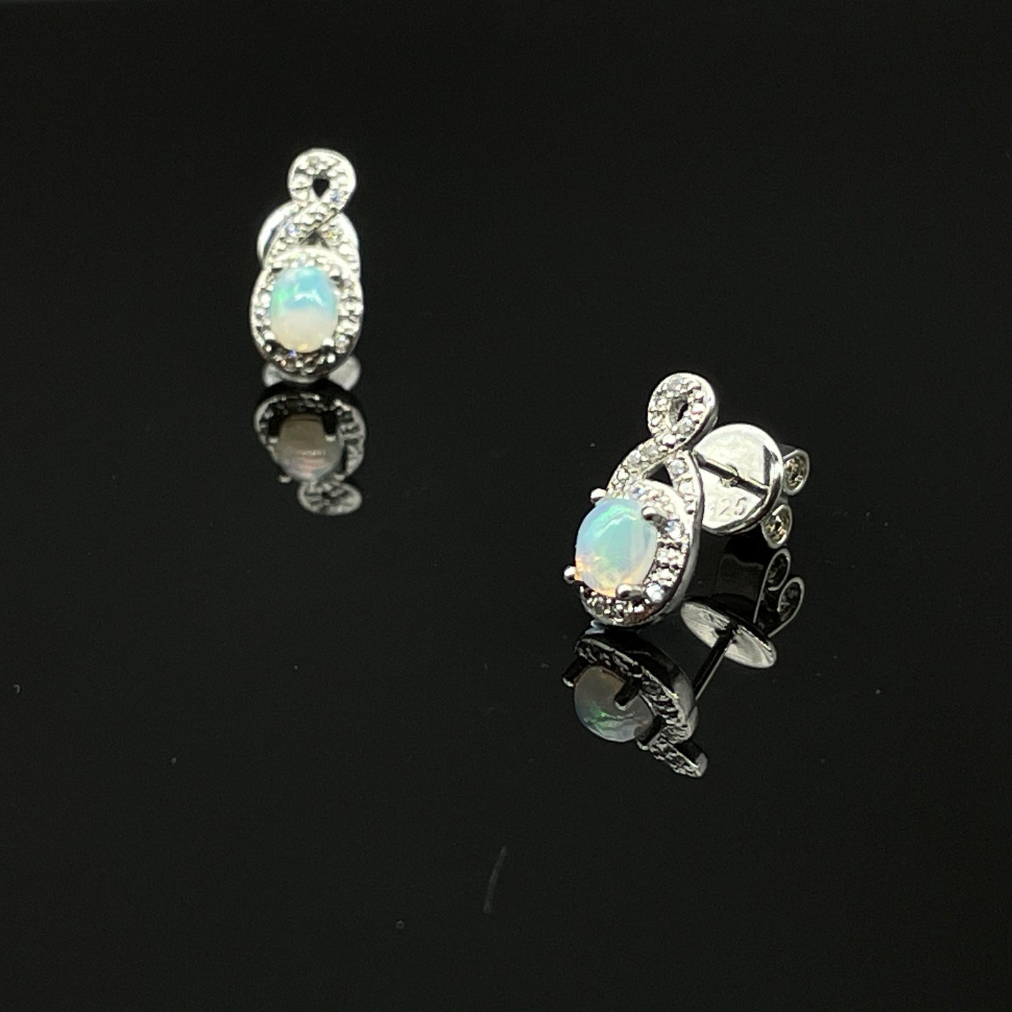 Earrings | Opal