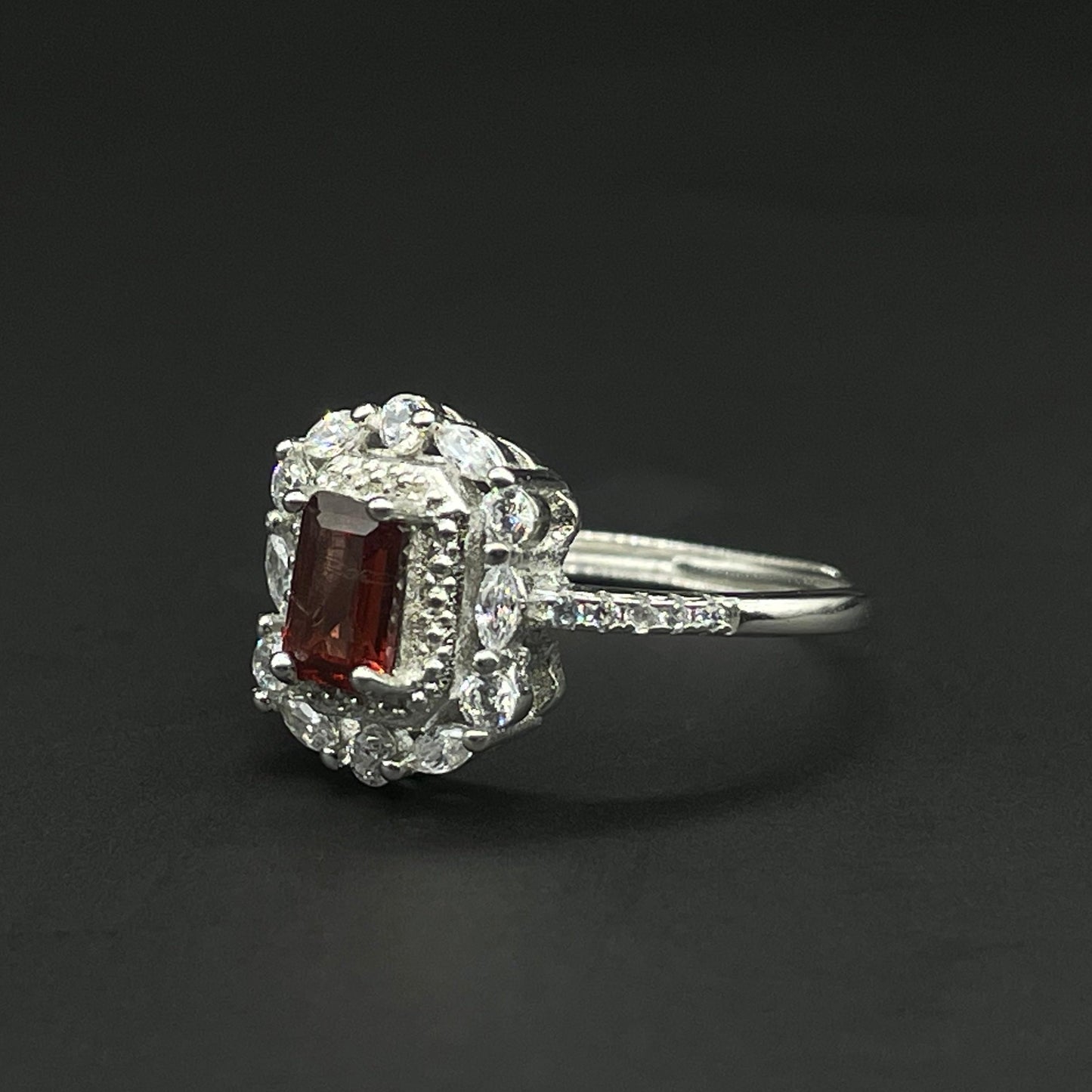Ring | Garnet